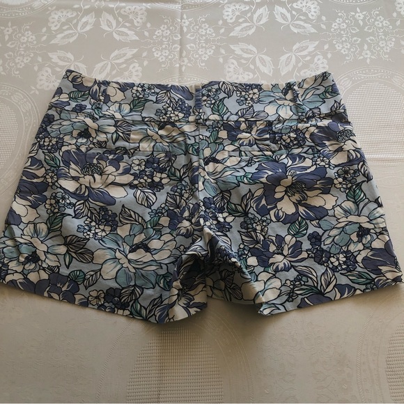 Ann Taylor Signature Bermuda Shorts Dress Casual Women’s Size 6 Floral Design - Picture 15 of 16